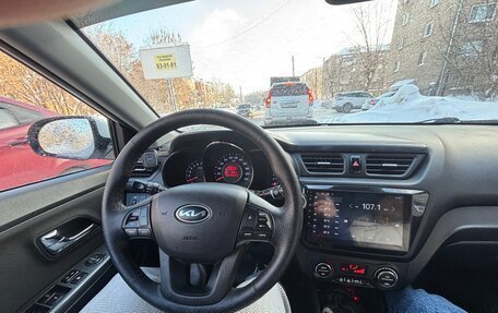 KIA Rio III рестайлинг, 2013 год, 900 000 рублей, 3 фотография