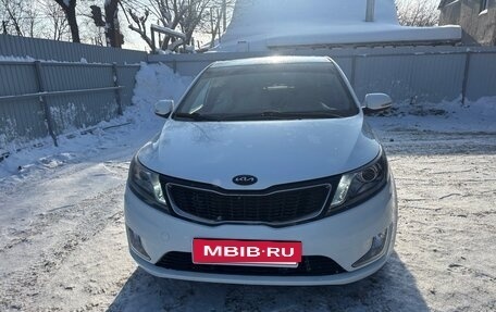 KIA Rio III рестайлинг, 2013 год, 900 000 рублей, 5 фотография