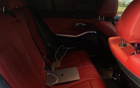 BMW 3 серия, 2019 год, 4 150 000 рублей, 15 фотография