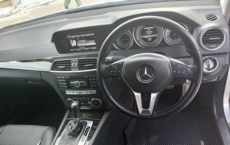 Mercedes-Benz C-Класс, 2012 год, 1 300 000 рублей, 4 фотография