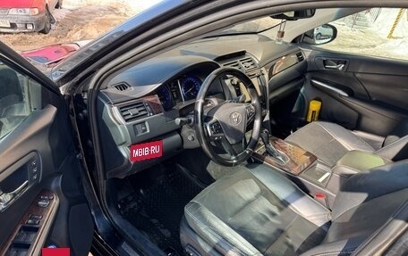 Toyota Camry, 2018 год, 1 990 000 рублей, 10 фотография