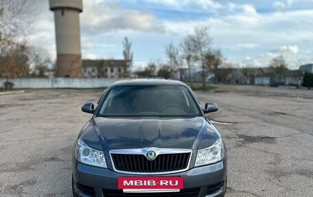 Skoda Octavia, 2011 год, 695 000 рублей, 2 фотография