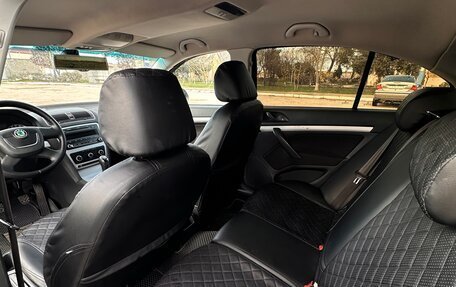 Skoda Octavia, 2011 год, 695 000 рублей, 10 фотография