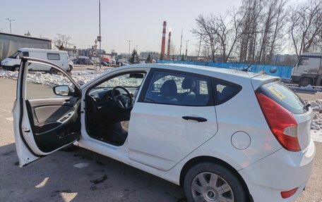 Hyundai Solaris II рестайлинг, 2013 год, 970 000 рублей, 6 фотография