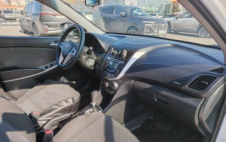 Hyundai Solaris II рестайлинг, 2013 год, 970 000 рублей, 9 фотография