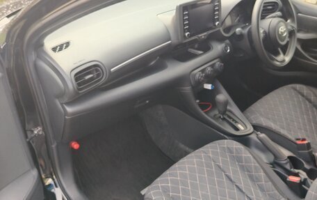 Toyota Yaris, 2020 год, 1 100 000 рублей, 8 фотография