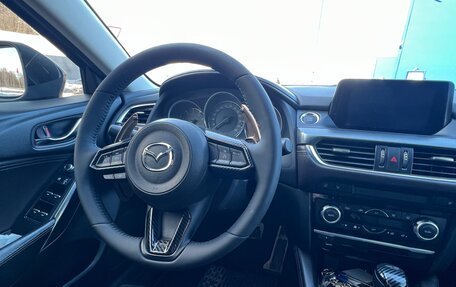 Mazda 6, 2017 год, 1 950 000 рублей, 9 фотография