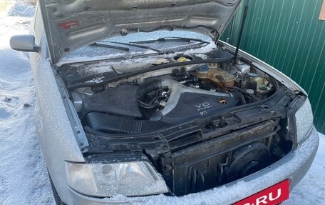 Audi A6, 2001 год, 305 000 рублей, 14 фотография