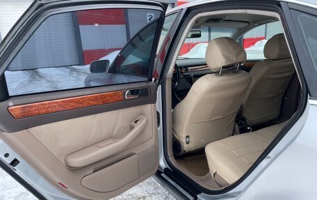 Audi A6, 2001 год, 450 000 рублей, 24 фотография