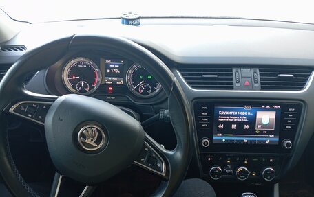 Skoda Octavia, 2018 год, 1 770 000 рублей, 10 фотография