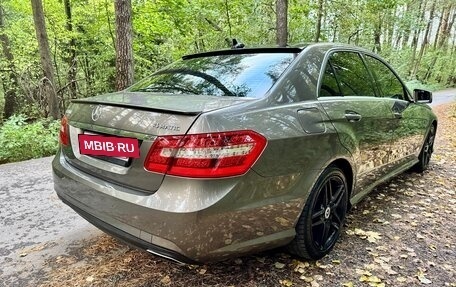 Mercedes-Benz E-Класс, 2012 год, 2 300 000 рублей, 8 фотография