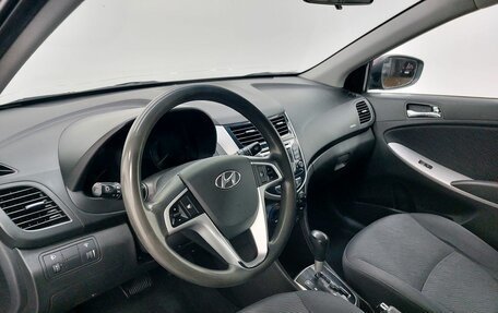 Hyundai Solaris II рестайлинг, 2013 год, 849 000 рублей, 10 фотография