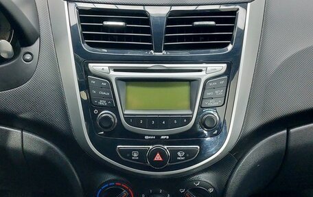 Hyundai Solaris II рестайлинг, 2013 год, 849 000 рублей, 13 фотография