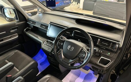 Honda Stepwgn IV, 2015 год, 1 949 000 рублей, 11 фотография