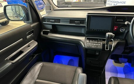 Honda Stepwgn IV, 2015 год, 1 949 000 рублей, 14 фотография