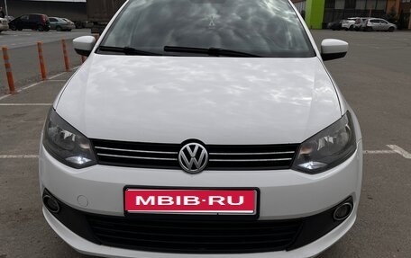 Volkswagen Polo VI (EU Market), 2012 год, 730 000 рублей, 1 фотография