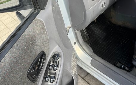 Hyundai Accent II, 2008 год, 10 фотография