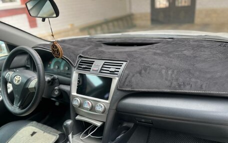 Toyota Camry, 2010 год, 1 100 000 рублей, 5 фотография