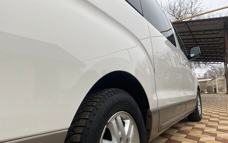 Hyundai H-1 II рестайлинг, 2016 год, 2 380 000 рублей, 8 фотография