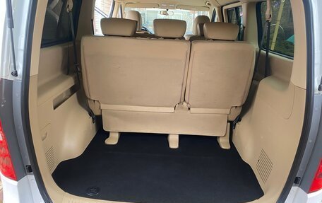 Hyundai H-1 II рестайлинг, 2016 год, 2 380 000 рублей, 18 фотография