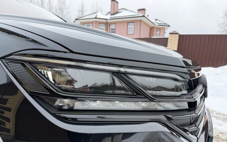 Volkswagen Touareg III, 2020 год, 5 990 000 рублей, 8 фотография