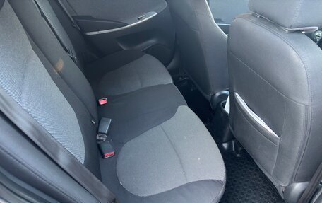 Hyundai Solaris II рестайлинг, 2013 год, 670 000 рублей, 9 фотография