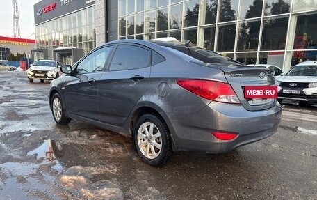 Hyundai Solaris II рестайлинг, 2013 год, 670 000 рублей, 4 фотография