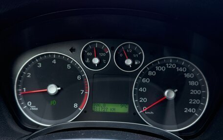 Ford Focus II рестайлинг, 2006 год, 240 000 рублей, 15 фотография