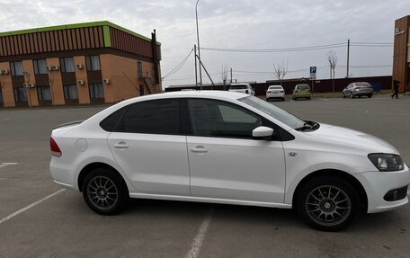 Volkswagen Polo VI (EU Market), 2012 год, 730 000 рублей, 3 фотография