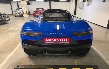 Maserati MC20, 2022 год, 23 000 000 рублей, 9 фотография