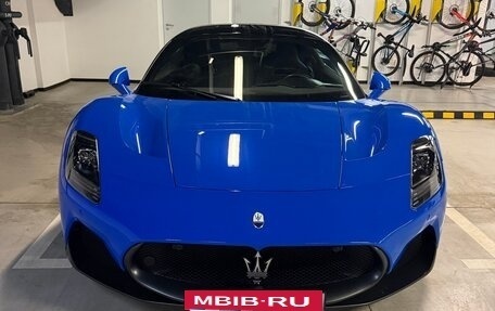Maserati MC20, 2022 год, 23 000 000 рублей, 5 фотография