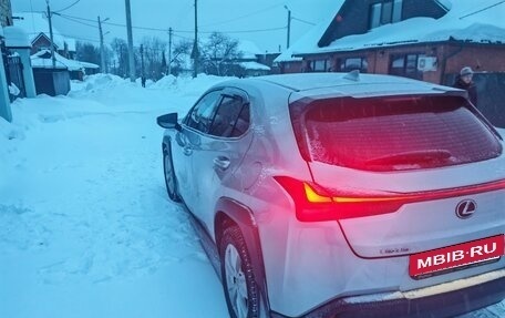 Lexus UX I, 2021 год, 3 000 000 рублей, 7 фотография