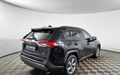 Toyota RAV4, 2020 год, 2 850 000 рублей, 6 фотография