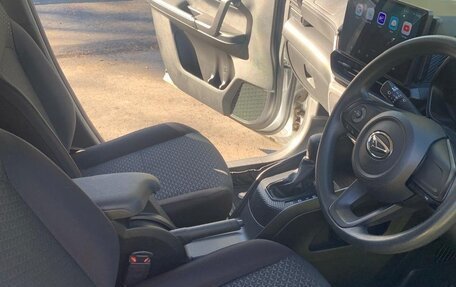 Daihatsu Rocky, 2021 год, 1 500 000 рублей, 14 фотография