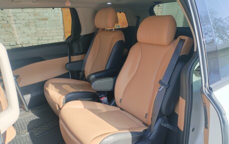 KIA Carnival, 2020 год, 4 200 000 рублей, 2 фотография