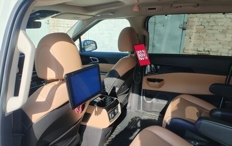 KIA Carnival, 2020 год, 4 200 000 рублей, 3 фотография