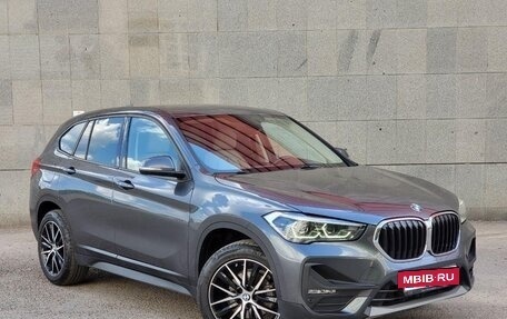 BMW X1, 2020 год, 3 300 000 рублей, 2 фотография
