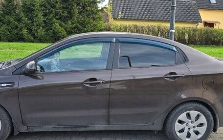 KIA Rio III рестайлинг, 2015 год, 650 000 рублей, 2 фотография