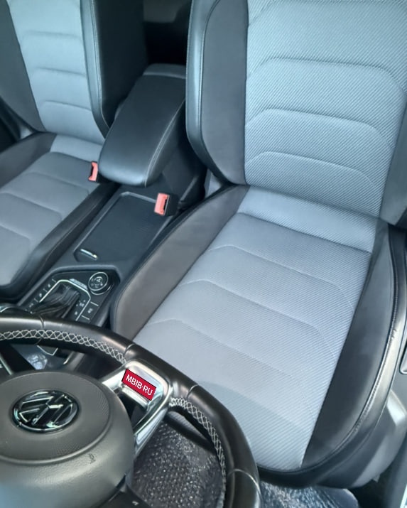 Volkswagen Tiguan II, 2017 год, 1 500 000 рублей, 13 фотография