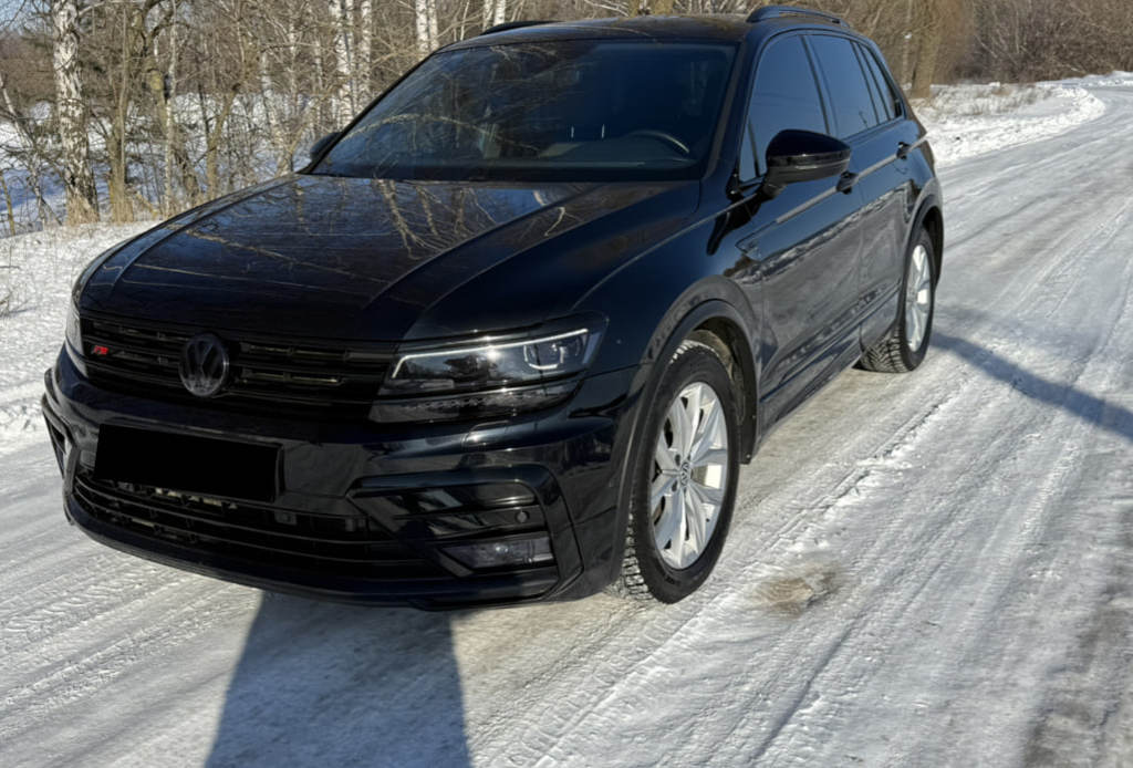 Volkswagen Tiguan II, 2017 год, 1 500 000 рублей, 2 фотография