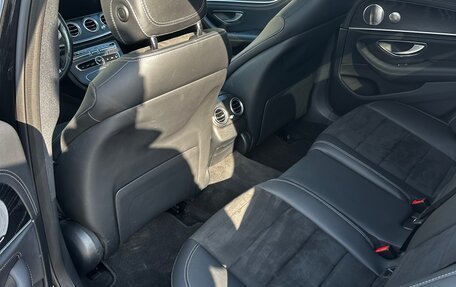 Mercedes-Benz E-Класс, 2019 год, 5 370 000 рублей, 11 фотография