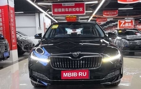 Skoda Superb III рестайлинг, 2025 год, 2 649 000 рублей, 2 фотография