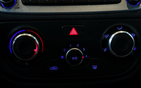 Hyundai Solaris II рестайлинг, 2017 год, 1 185 000 рублей, 10 фотография