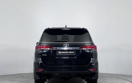 Toyota Fortuner II, 2018 год, 3 450 000 рублей, 6 фотография