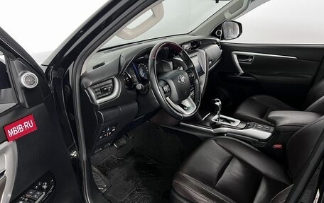 Toyota Fortuner II, 2018 год, 3 450 000 рублей, 9 фотография