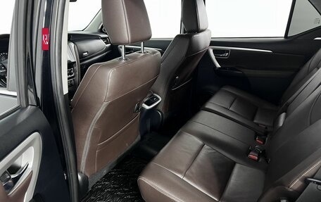 Toyota Fortuner II, 2018 год, 3 450 000 рублей, 10 фотография