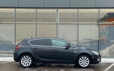 Opel Astra J, 2011 год, 595 000 рублей, 3 фотография