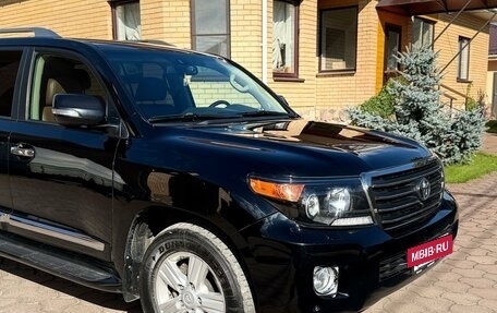 Toyota Land Cruiser 200, 2015 год, 5 400 000 рублей, 3 фотография