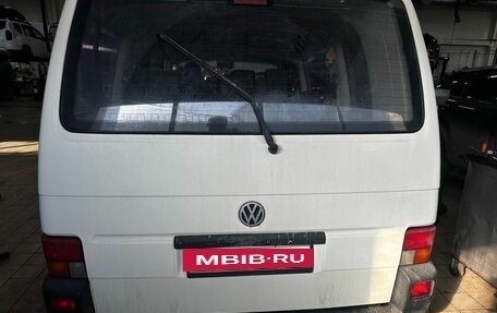 Volkswagen Transporter T4, 2000 год, 548 000 рублей, 3 фотография