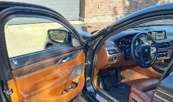 BMW 7 серия, 2016 год, 3 200 000 рублей, 4 фотография